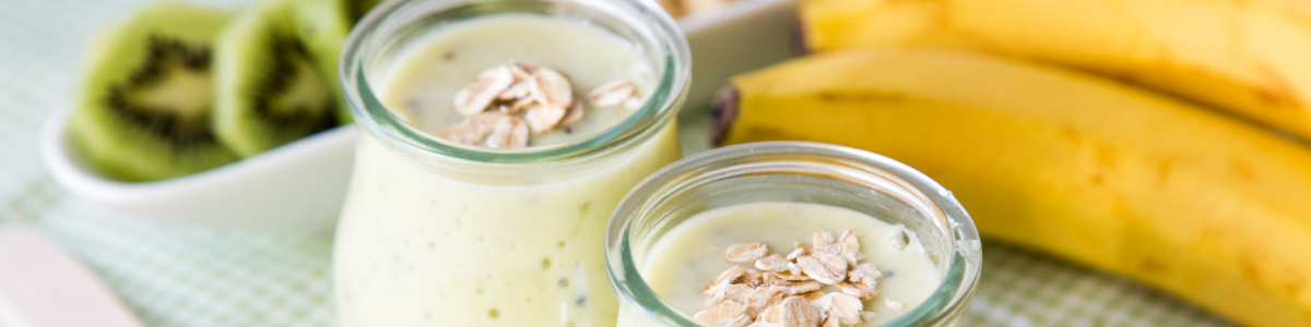 iogurte natural com banana e chia