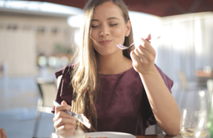 Como tornar sua alimentação saudável mais fácil e sem sacrifícios